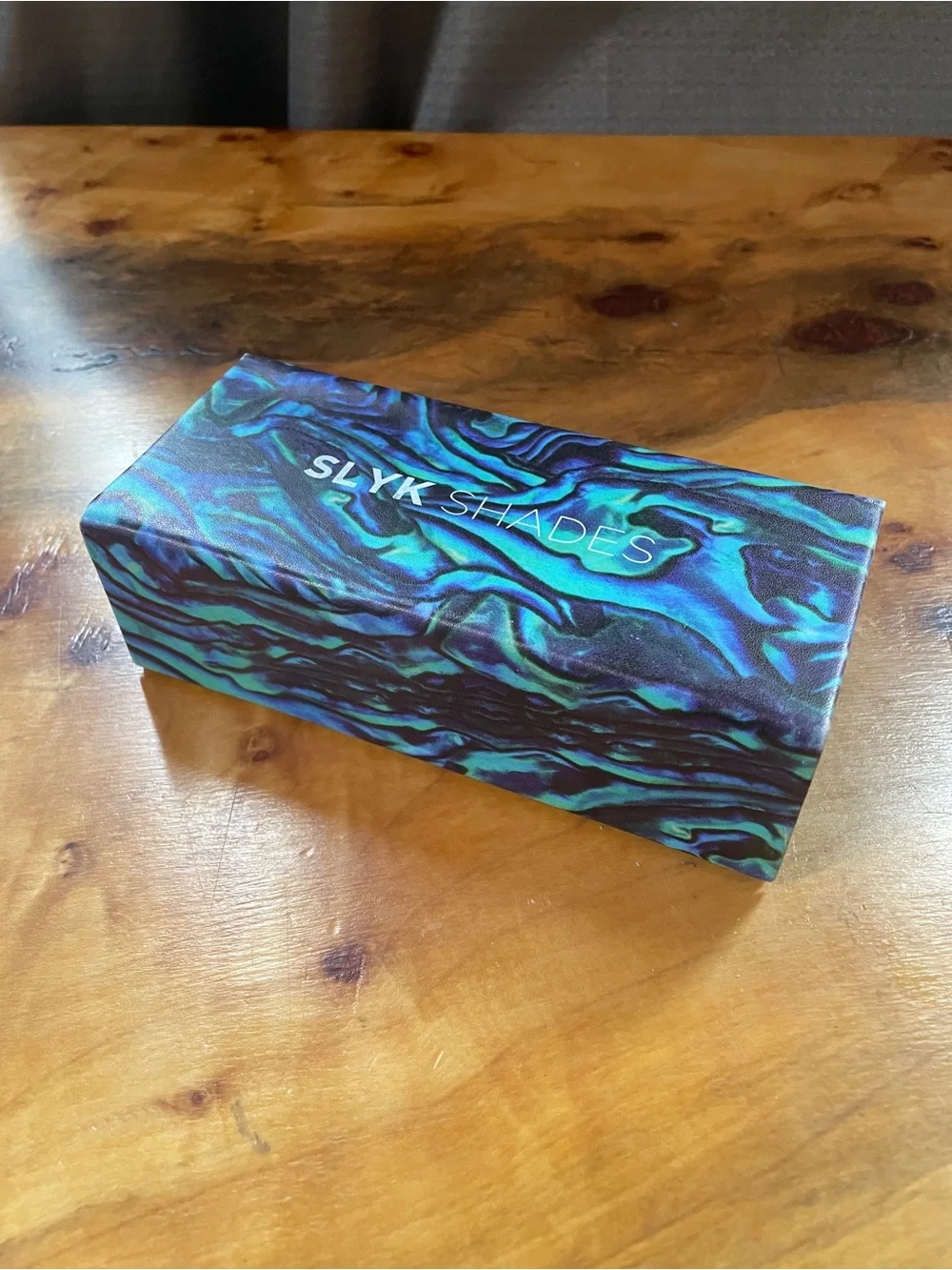 SLYK shades - BOMBSHELL ABALONE